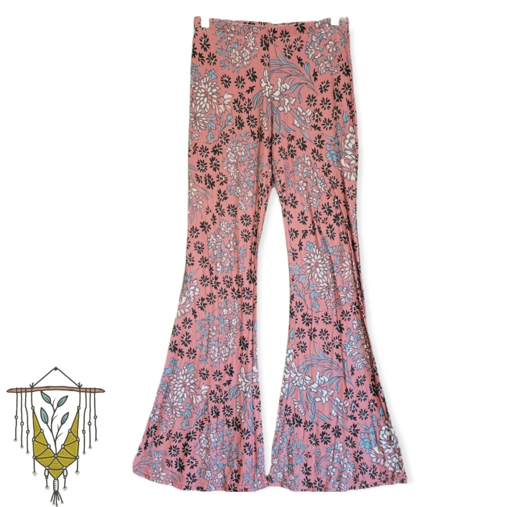 Novella Royale | The Iris Bells | Rosette Gardenia | Bell Bottom Pants